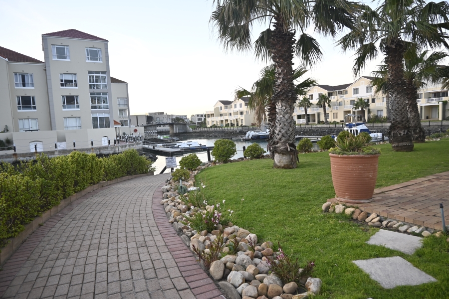 3 Bedroom Property for Sale in Harbour Island Western Cape
